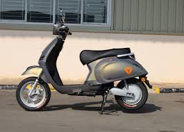 Xe máy điện YADEA Odora Pro