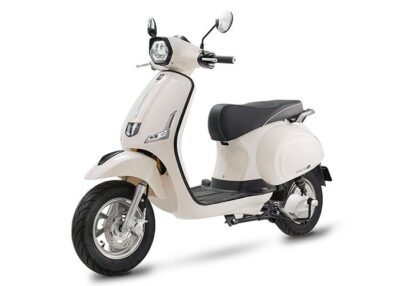 xe may dien espero diamond ultra mau trang sua