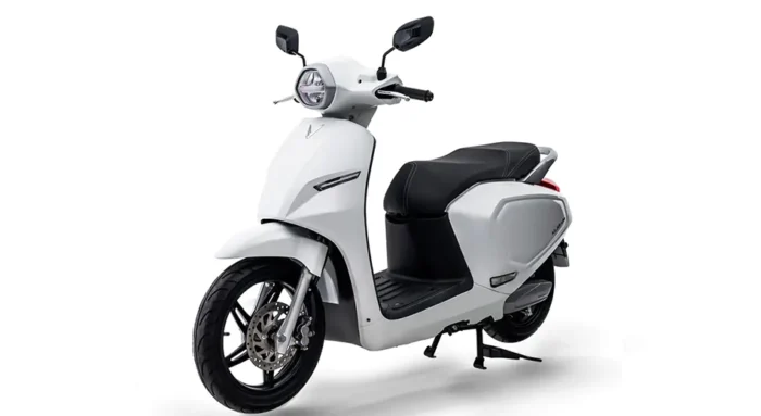 xe may dien vinfast klara neo mau trang
