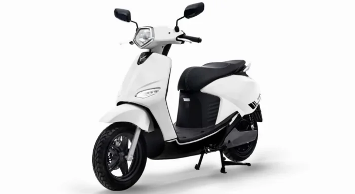xe may dien vinfast vento neo mau trang