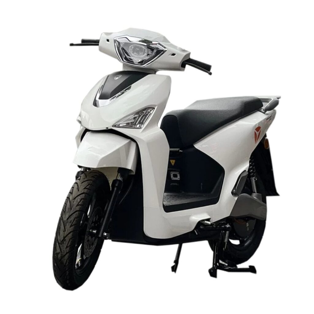 xe may dien yadea voltguard v002 trang 6214cc8e569d48798476296524135b80