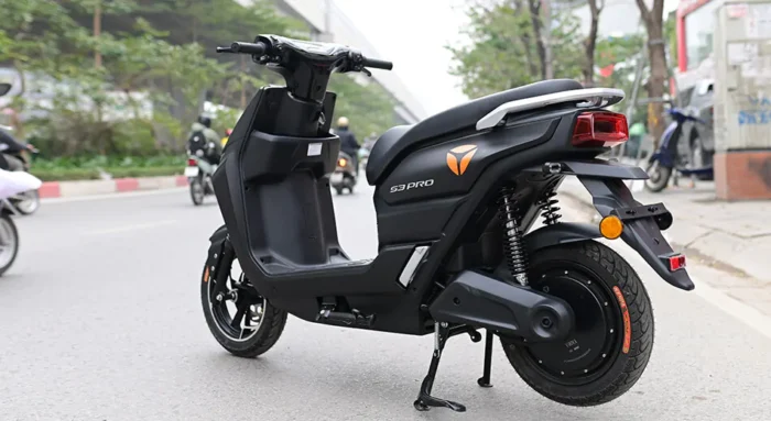yadea s3 pro den nham sau